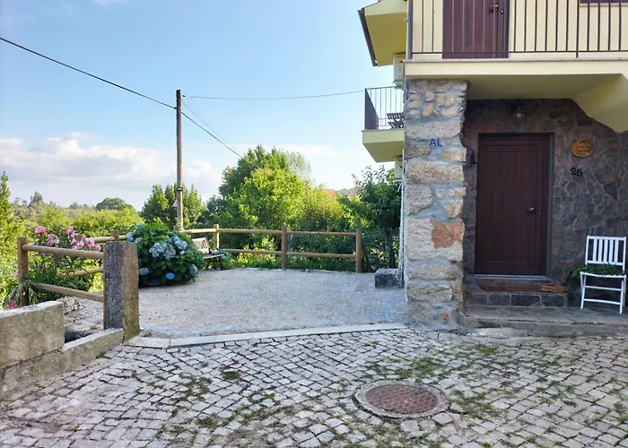 Casa Do Terreiro Holiday home Cujo